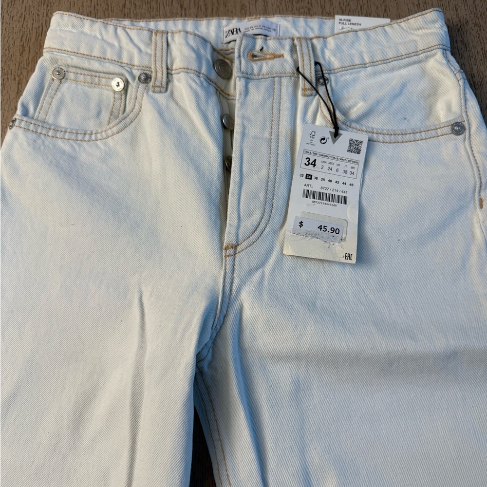 💕Zara Women’s Hi-rise full-length straight-leg jeans in a light wash Size 2 / 34
